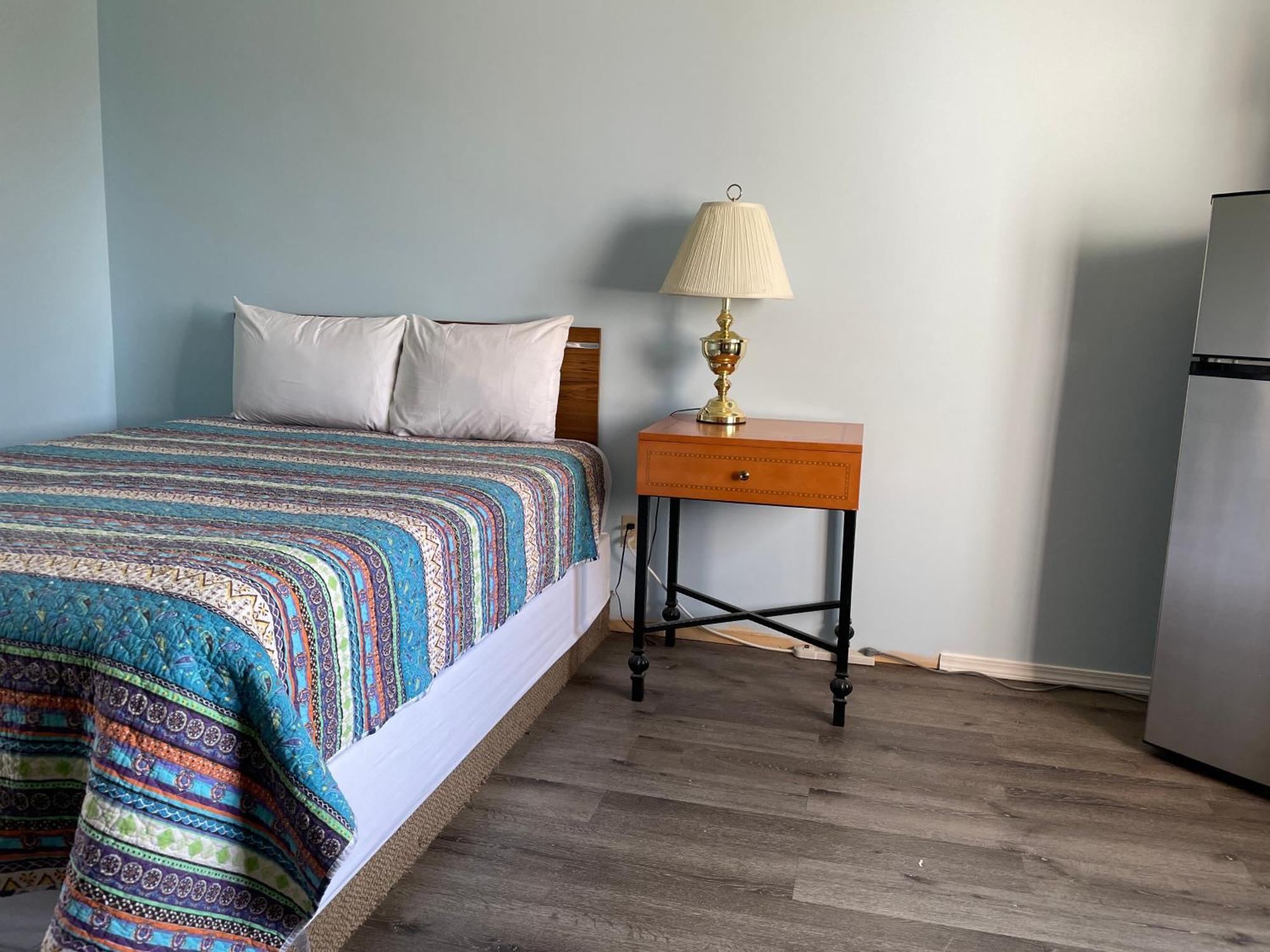 Y-5 Motel Barrière Eksteriør billede